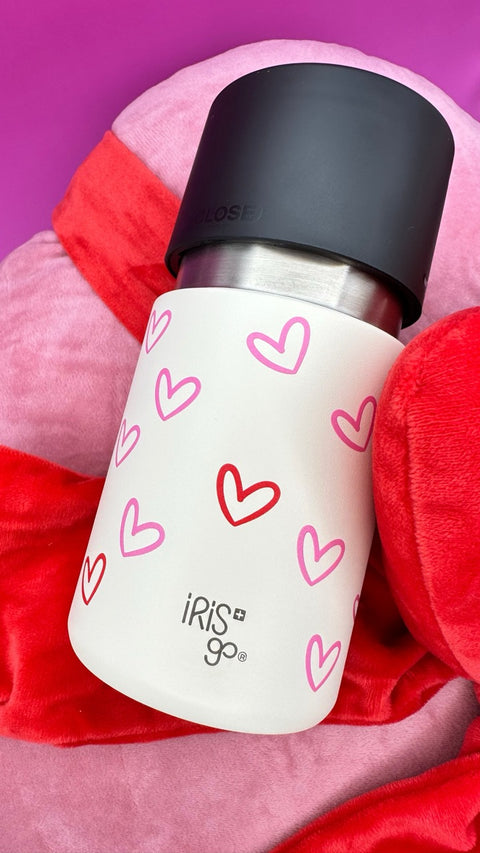 IRISgo Thermobecher mit Herz-Design – stylischer, personalisierbarer Becher als Geschenkidee