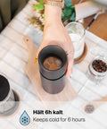 IRISgo® cup flow 500ml Thermobecher in roasted black mit Eiskaffee, hält Getränke 6 Stunden kalt