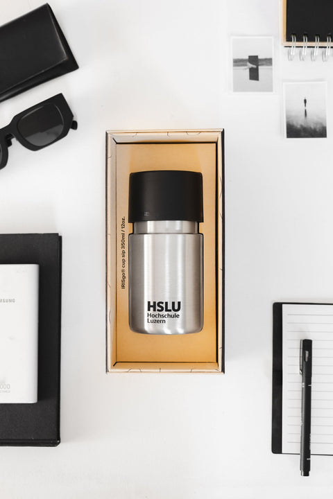 IRISgo® cup Thermobecher mit graviertem HSLU Logo, Werbegeschenk für Institutionen
