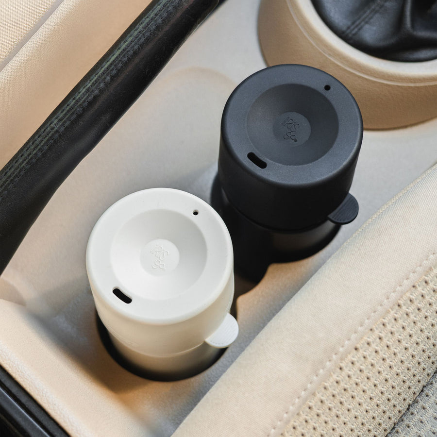 Im Auto mit Rush Lid 2